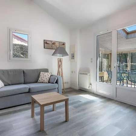 Maison Avec Piscine A 200m De La Сasa de vacaciones *