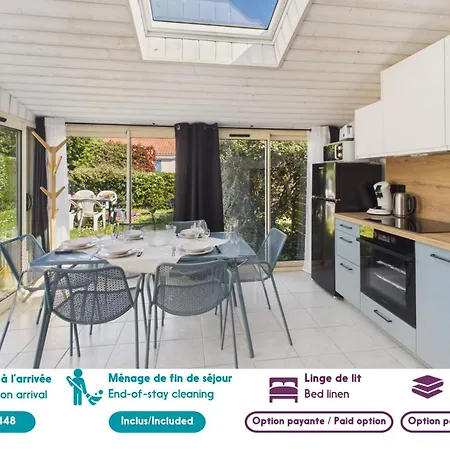 펜션 Maison Avec Piscine A 200m De La