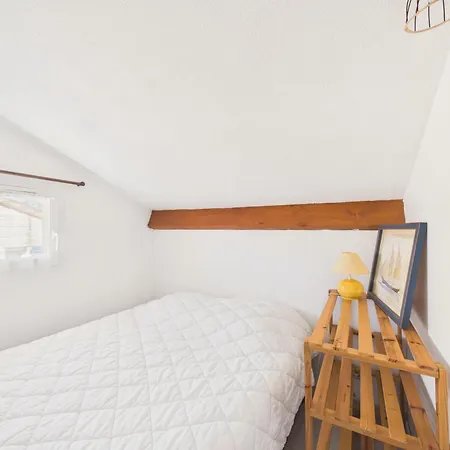 Maison Avec Piscine A 200m De La 펜션 *