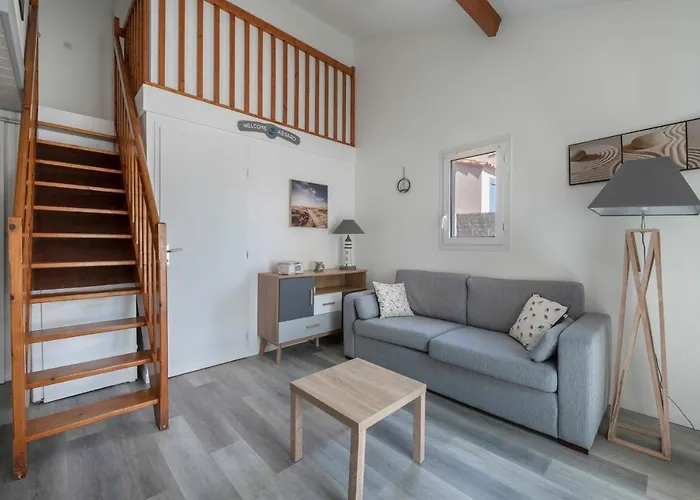 Maison Avec Piscine A 200m De La Saint-Michel-Chef-Chef