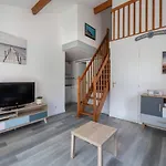 Maison Avec Piscine A 200m De La Σπίτι διακοπών *