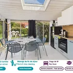 Σπίτι διακοπών Maison Avec Piscine A 200m De La