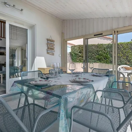 Casa vacanze Maison Avec Piscine à 200m De La *