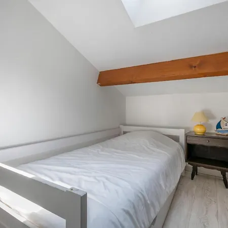 Maison Avec Piscine à 200m De La Saint-Michel-Chef-Chef