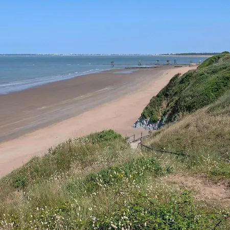 Casa vacanze Maison Avec Piscine à 200m De La