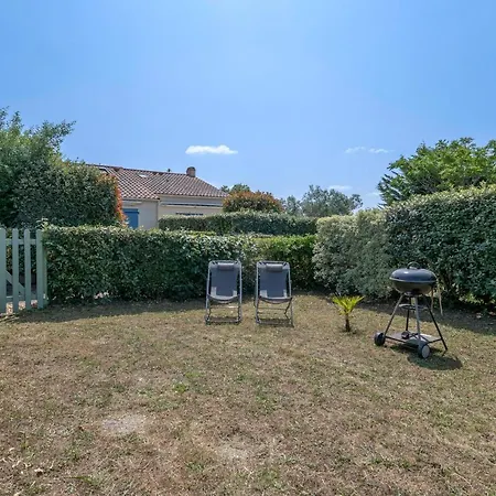 Maison Avec Piscine à 200m De La Casa vacanze Saint-Michel-Chef-Chef
