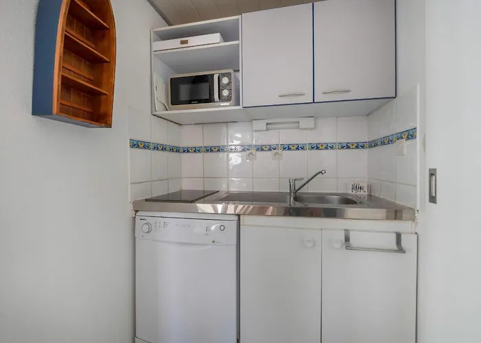 Maison Avec Piscine A 200m De La *